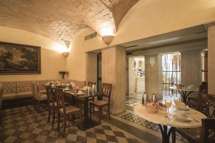 Donatello Hotel