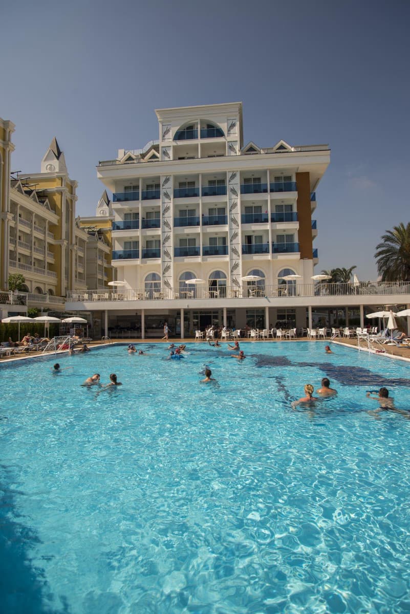 Palm World Resort & Spa Side