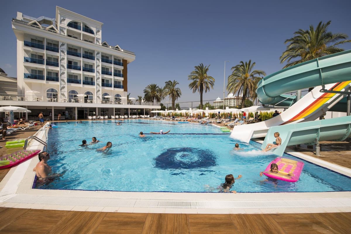 Palm World Resort & Spa Side