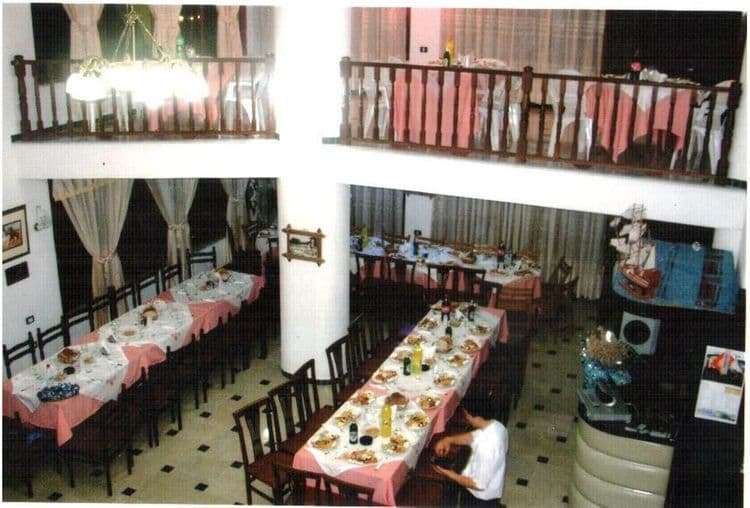 Hotel-Camping Mali i Robit