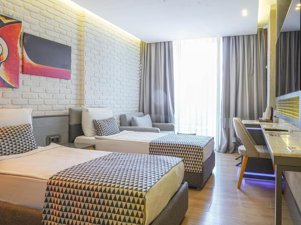 Laren Family Hotel & Spa