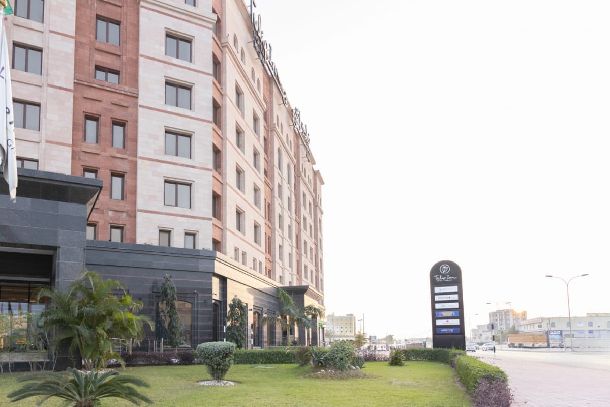 TULIP INN MAJAN