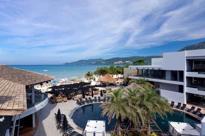 The Bay & Beach Club
