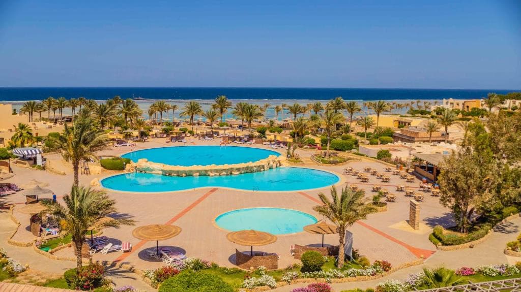 Elphistone Resort