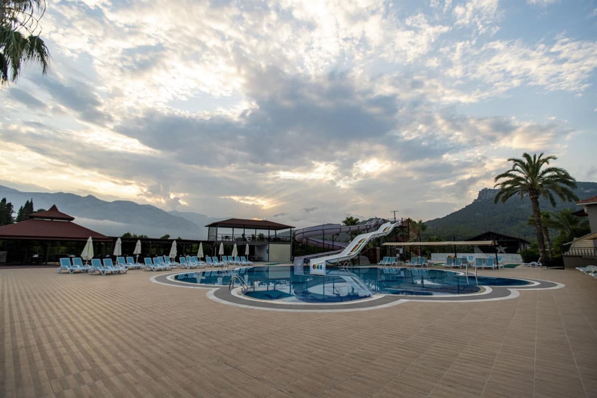 Seker Resort Hotel