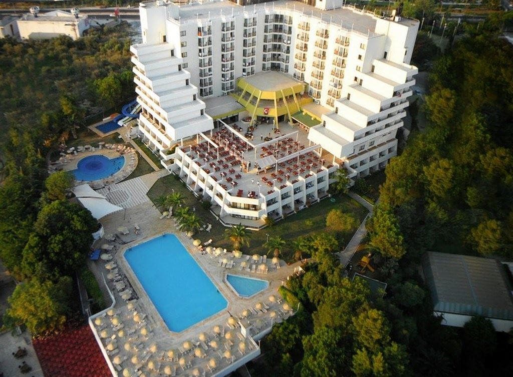 Vista Azur Hotel  (ex. Blue Vista Hill Hotel)