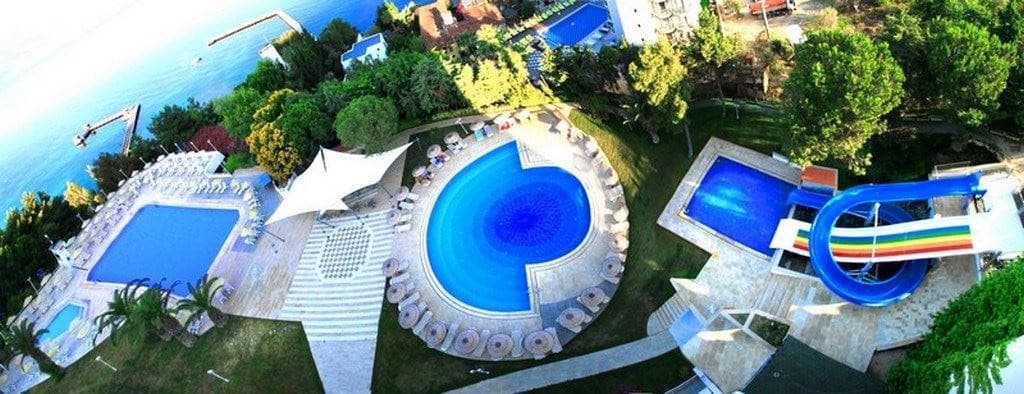 Vista Azur Hotel  (ex. Blue Vista Hill Hotel)