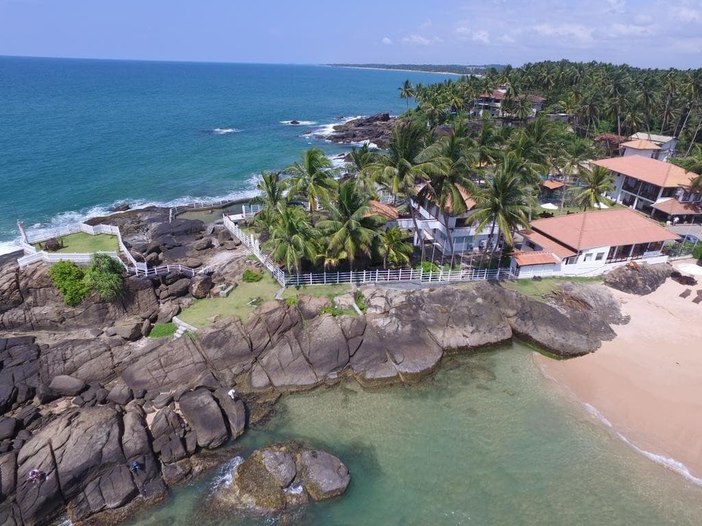 White Villa Resort