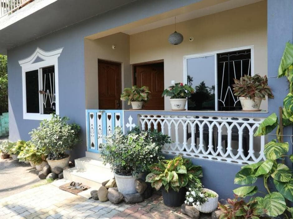 Nasyas Beachside Cottages