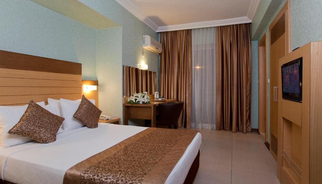Kleopatra Remi Hotel