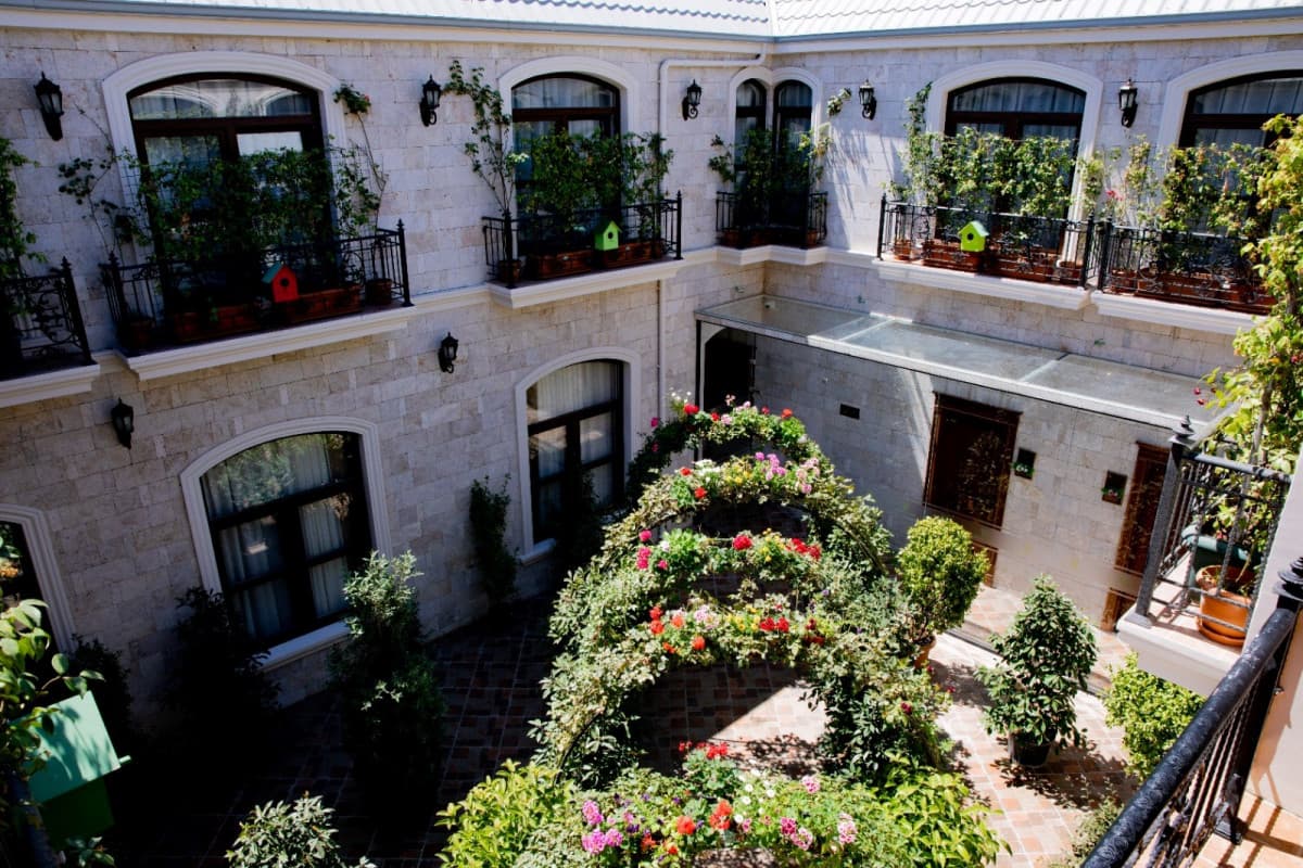 MIDWAY HOTEL BAKU