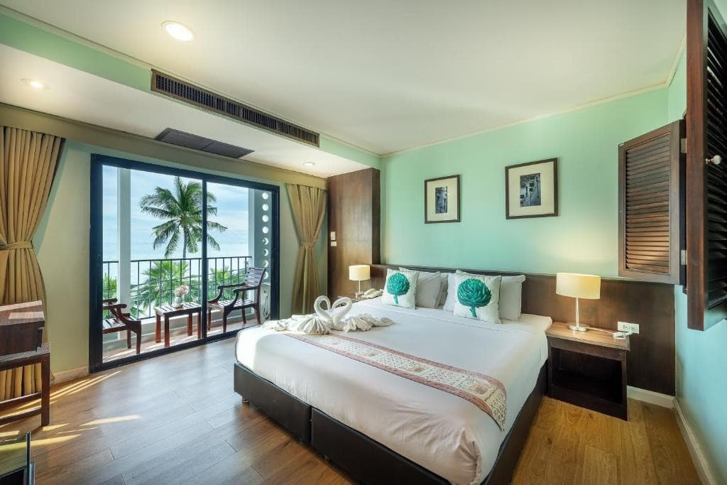 JOMTIEN TWELVE BOUTIQUE HOTEL (THE)