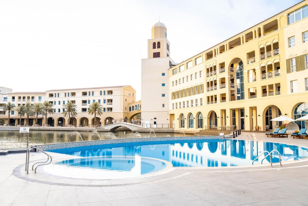Millennium Lakeview Hotel
