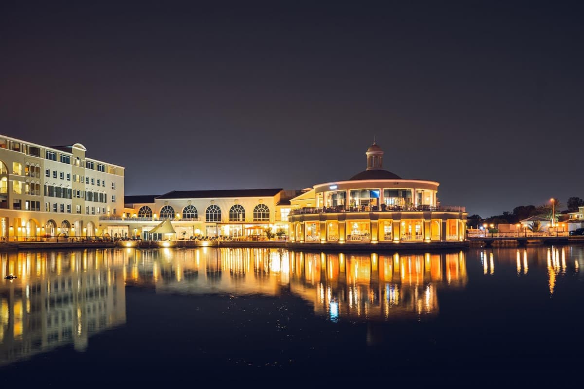 Millennium Lakeview Hotel