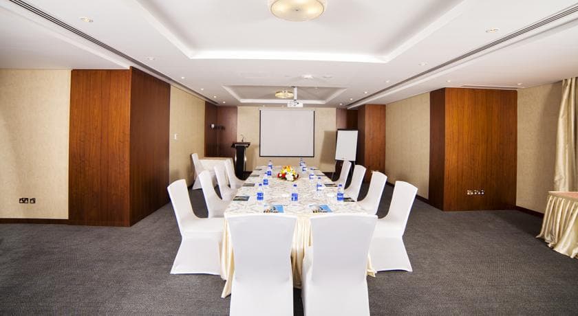 Raviz Center Point Hotel – Bur Dubai