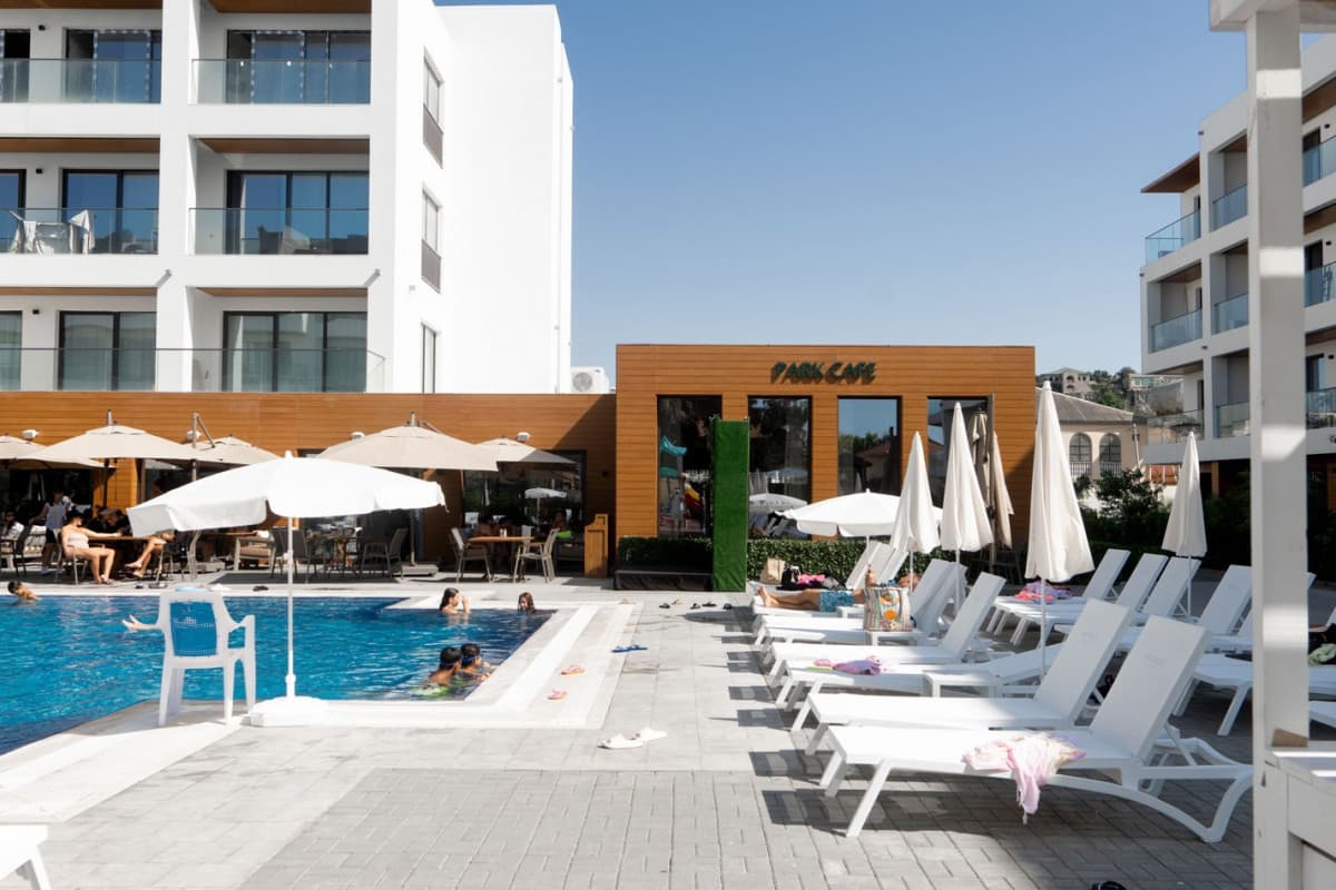 SEA BREEZE PARK RESIDENCES