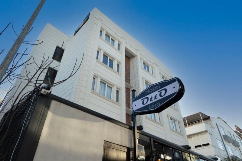 Lara Atalla Hotel