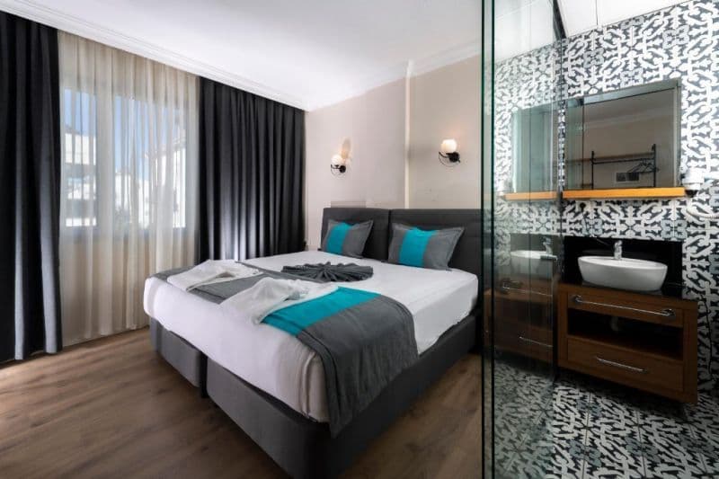 Lara Atalla Hotel