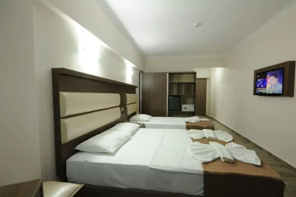 Adler Hotel