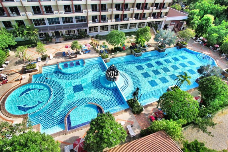 Lek Villa