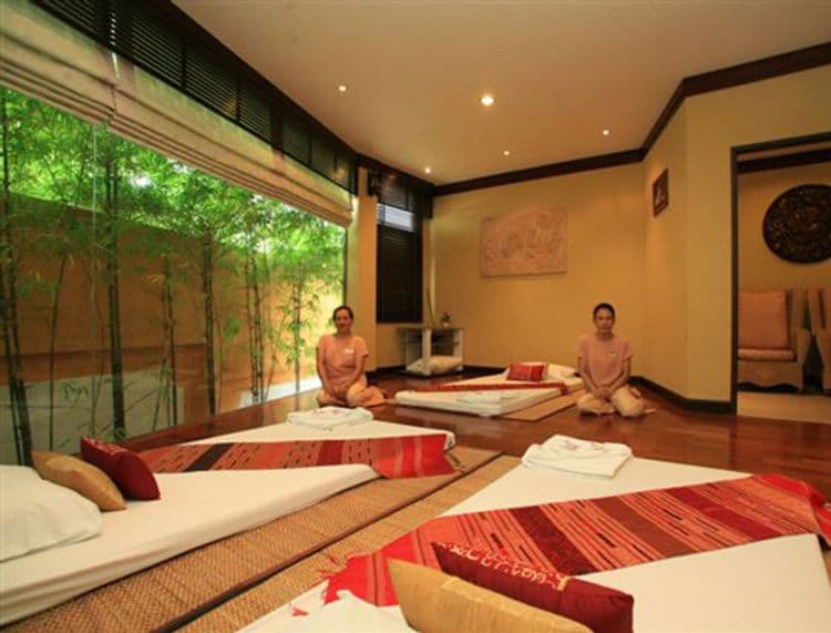 Coral Cliff Beach Resort