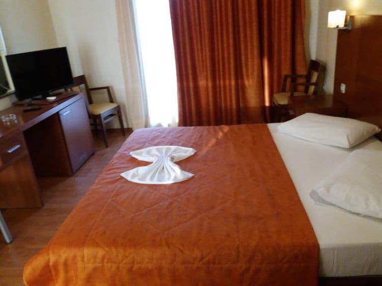 Zorbas Hotel