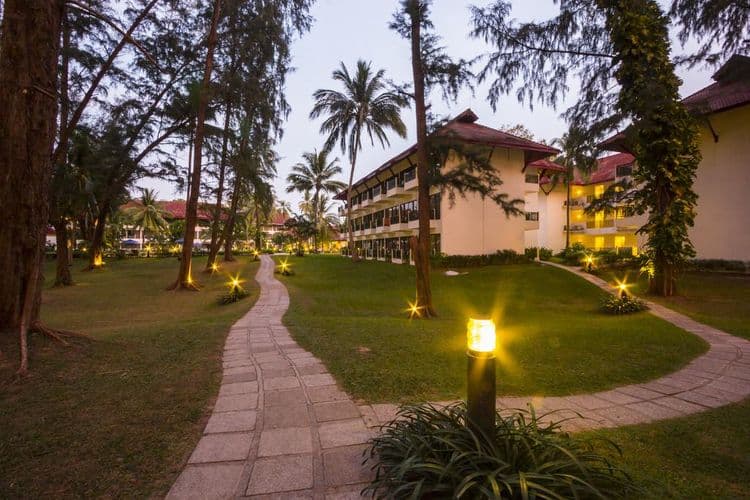 Amora Beach Resort Phuket