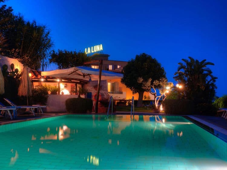 La Luna Hotel