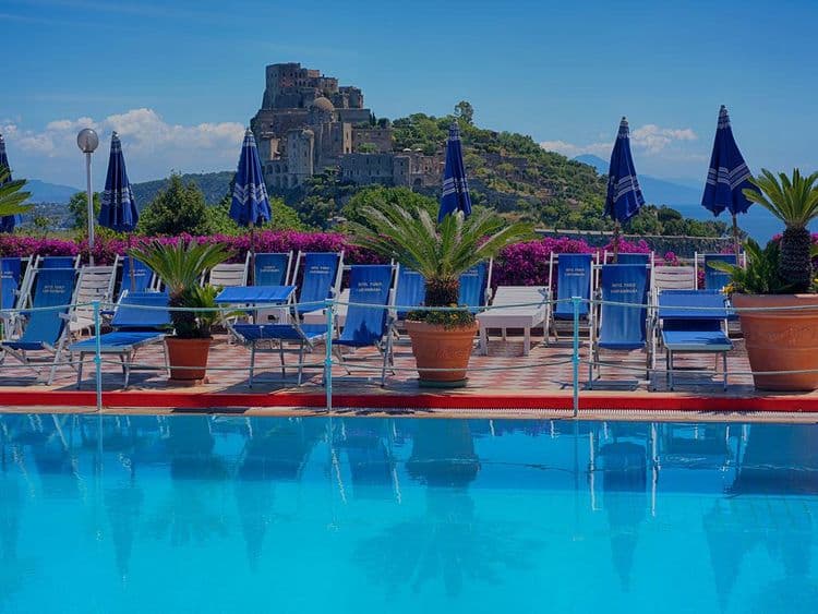 Parco Cartaromana Hotel