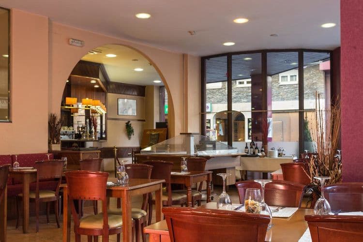 Cervol Hotel