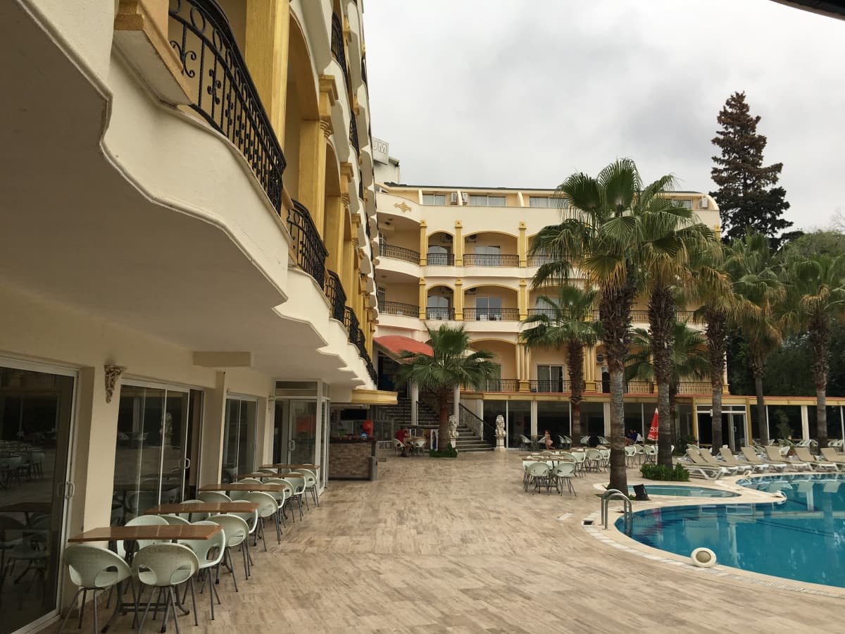 Armir Palace (ex. Millennium Palace) 