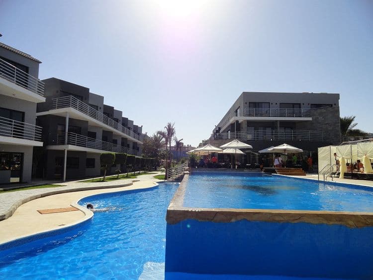 La Rosa Waves (ex. Premium Beach Resort)
