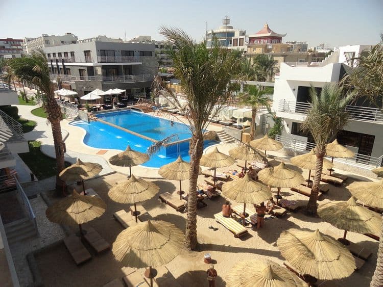 La Rosa Waves (ex. Premium Beach Resort)