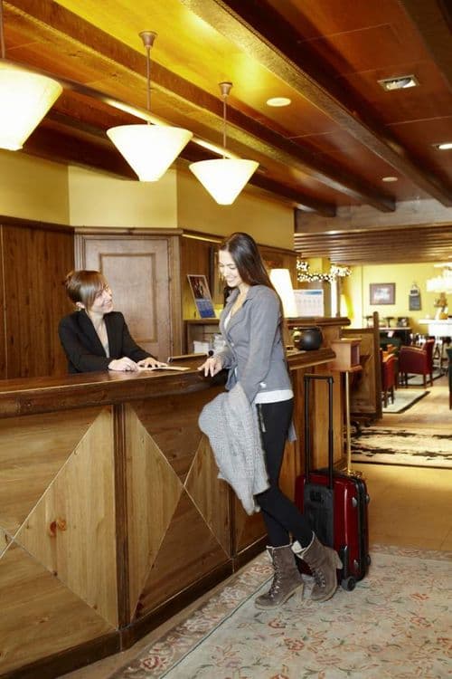 Ski Plaza Hotel