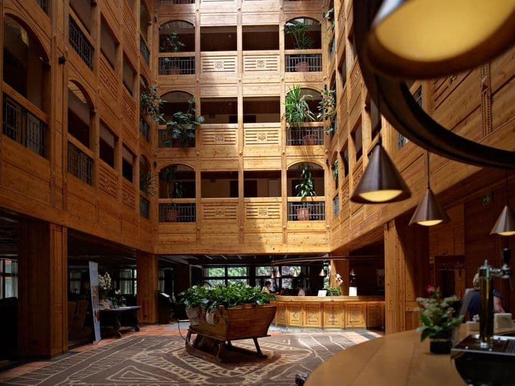 Sport Hotel Village