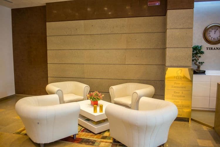 Opera Hotel