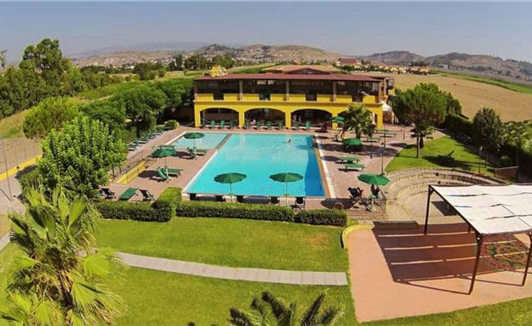 Marina del Marchese Beach Resort