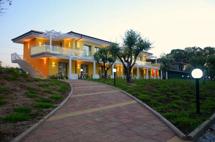 Baia Di Trainiti Hotel