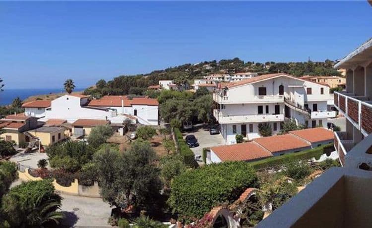 Punta Faro Hotel