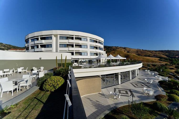 Mirabeau Park Hotel