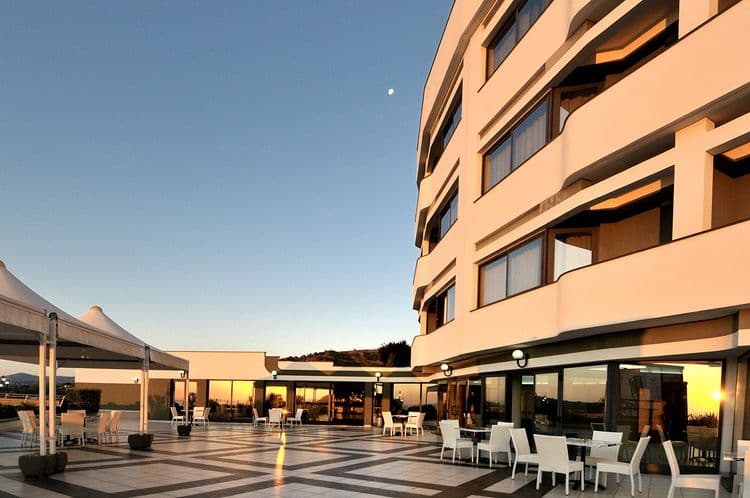 Mirabeau Park Hotel