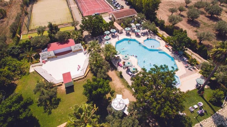 Borgo Degli Ulivi Natural Resort