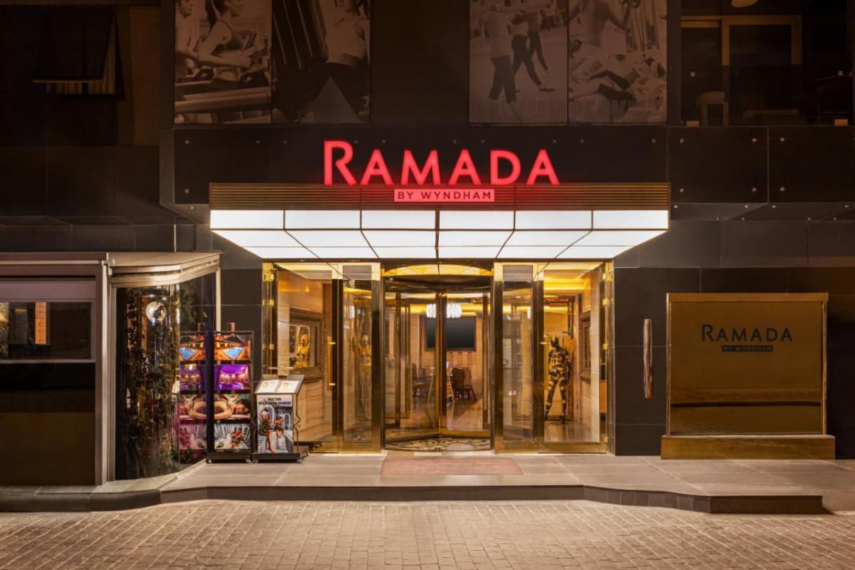 RAMADA BY WYNDHAM ISTANBUL PERA (Ex. The Peak Hotel)