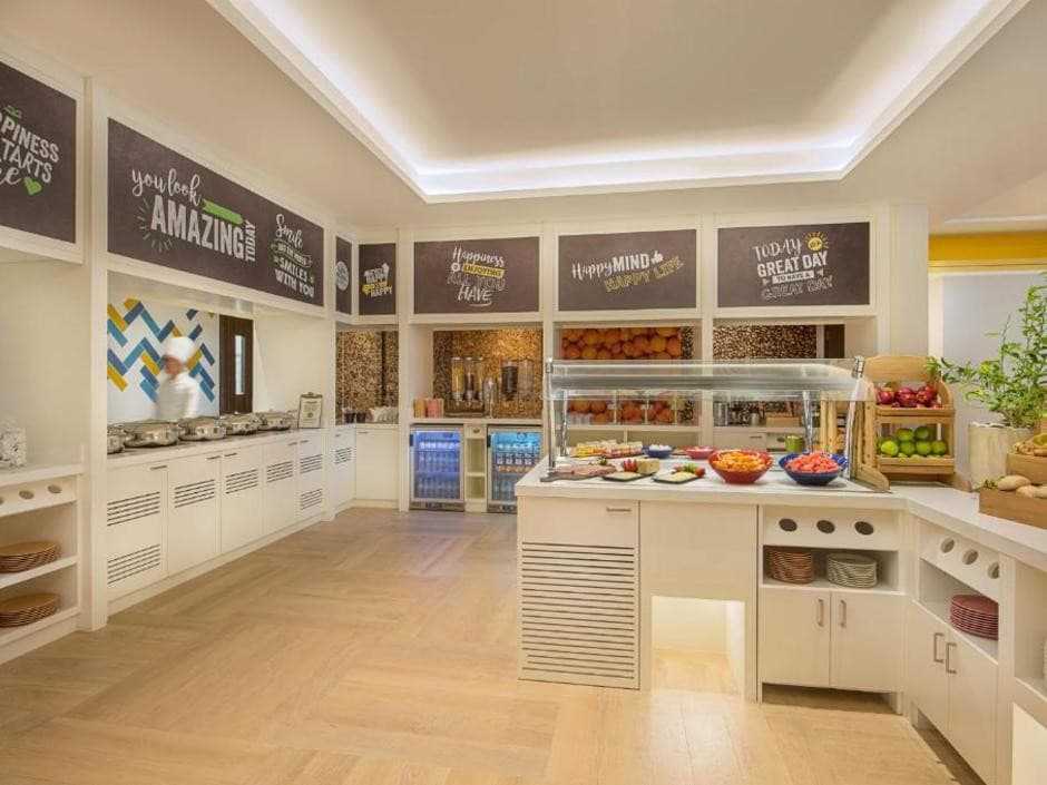 Hampton by Hilton Dubai Airport