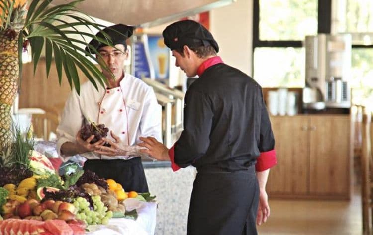Marconfort Beach Club Hotel