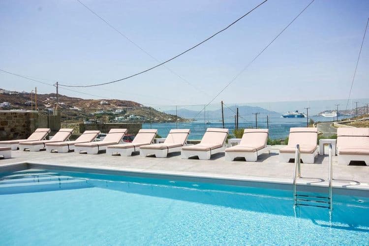 Anixi Hotel