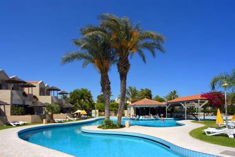 Palm Beach Hotel & Bungalows
