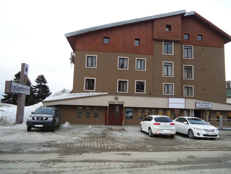 Uslan Hotel