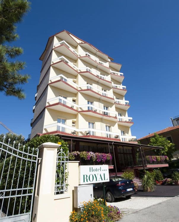 Royal Hotel
