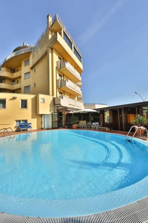Sure Hotel Collection David Palace
